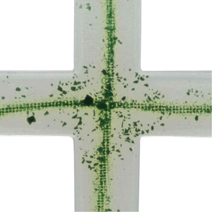 Wandkreuz Glas weiß modern Kreuz in Kreuz Ornament grün Fusingglas 23 x 14 cm Unikat Schmuckkreuz