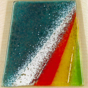 Weihwasserkessel Berg Ahorn natur Auflage Glas Regenbogen türkis 11 x 8,5 cm